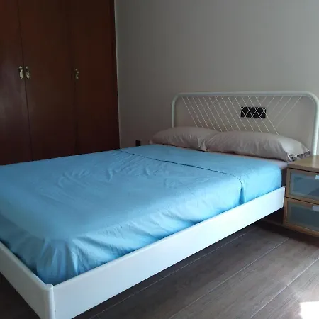 54 Bed & Breakfast *